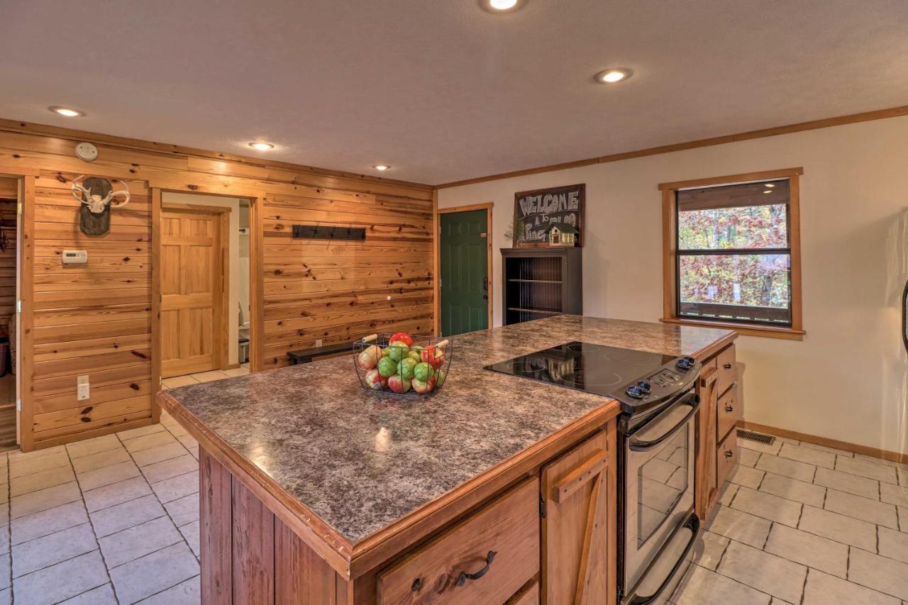 Piney Bluff Retreat With Mountain Views!ヴィラ エクステリア 写真