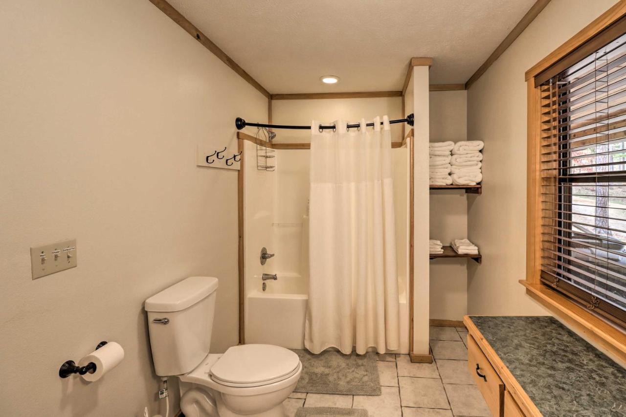 Piney Bluff Retreat With Mountain Views!ヴィラ エクステリア 写真