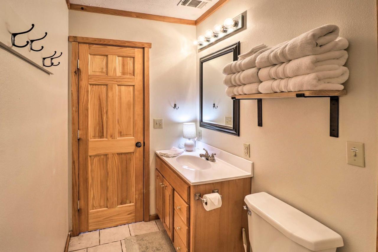 Piney Bluff Retreat With Mountain Views!ヴィラ エクステリア 写真